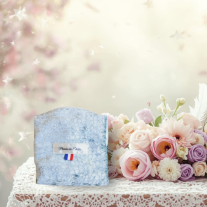 Découvre la Trousse Fauna, une trousse artisanale faite main, colorée et polyvalente. Pièce unique 15×8×14 cm, idéale pour cosmétiques, voyage ou accessoires bébé.