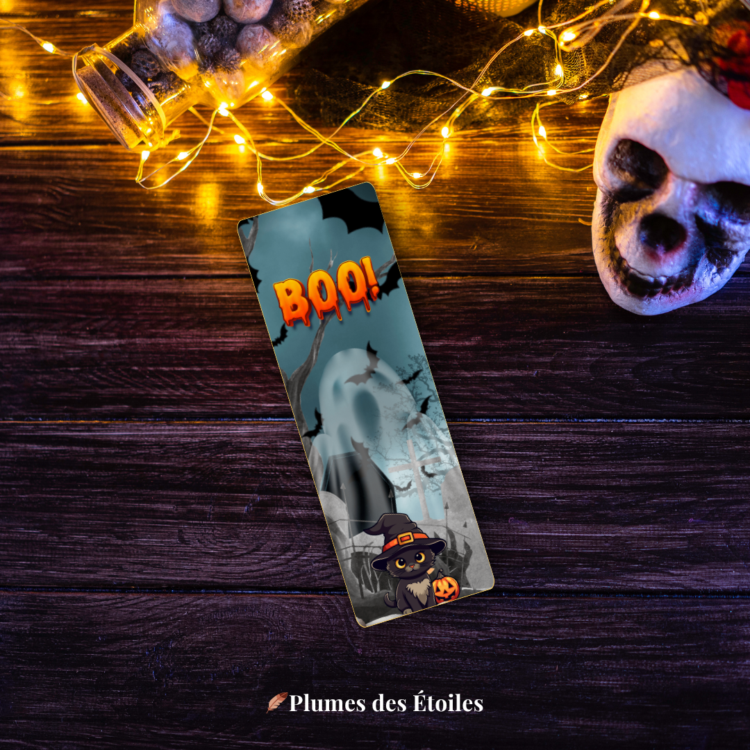 👻 Découvre le Marque-Page « Casper & Challoween » : illustration poétique et ludique d'Halloween, PDF imprimable. Idéal pour accompagner tes lectures d'octobre. Télécharge-le maintenant.