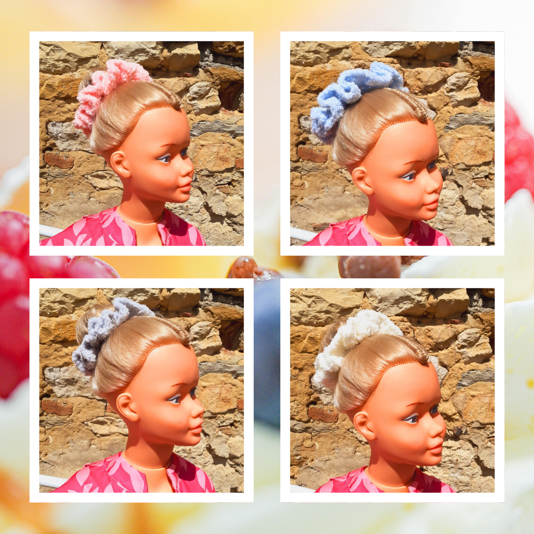 Chouchous artisanaux crochet Chantilly, 100% polyester doux. 4 couleurs : rose, blanc, bleu, gris vert. Pièce unique, léger.