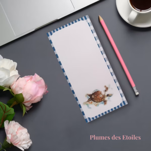 Bloc-notes DL Tortue aquarelle – 48 pages FSC, dos cartonné. Format élancé et poétique. Cadeau papeterie original et éco-responsable.